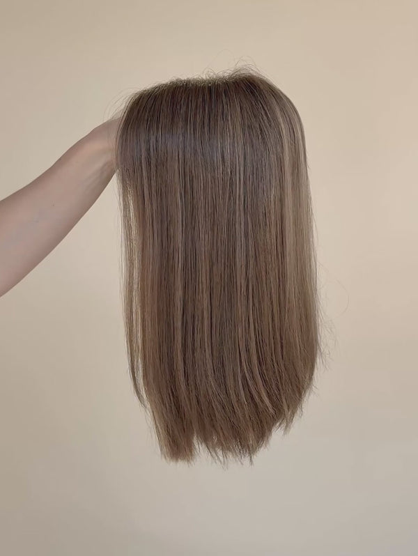 Piper 12″  Bronde Human Hair Wig (Holding Video)